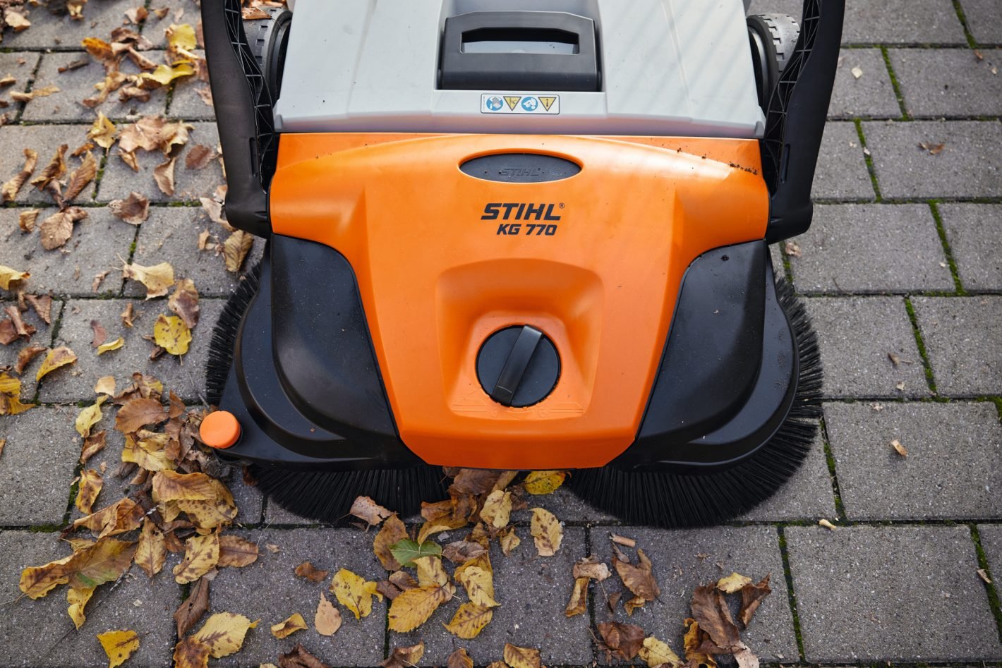 KG 770 Utilaj de măturat 5