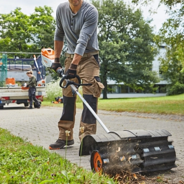 STIHL KW-KM Valţ de măturat 3